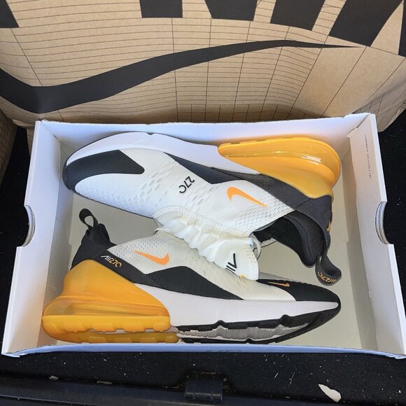 NEW Nike Air Max 270 Black White Laser Orange AH8050 114 Men\'s Size 12 main image 6